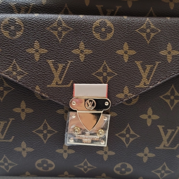 Purse - Picture 16 of 16